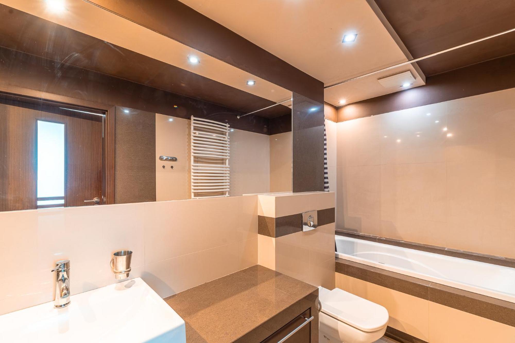 Golden Horizon Apartment คราคูฟ ภายนอก รูปภาพ